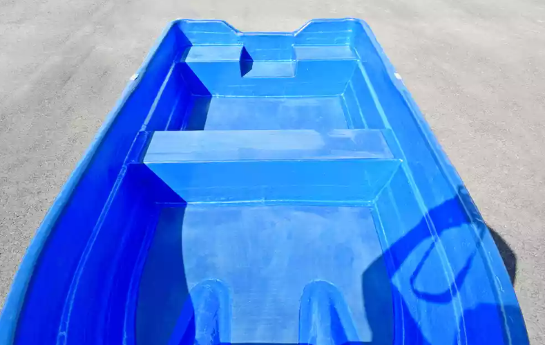 Стеклопластиковая лодка Neman-340 (тримаран) в Уссурийске