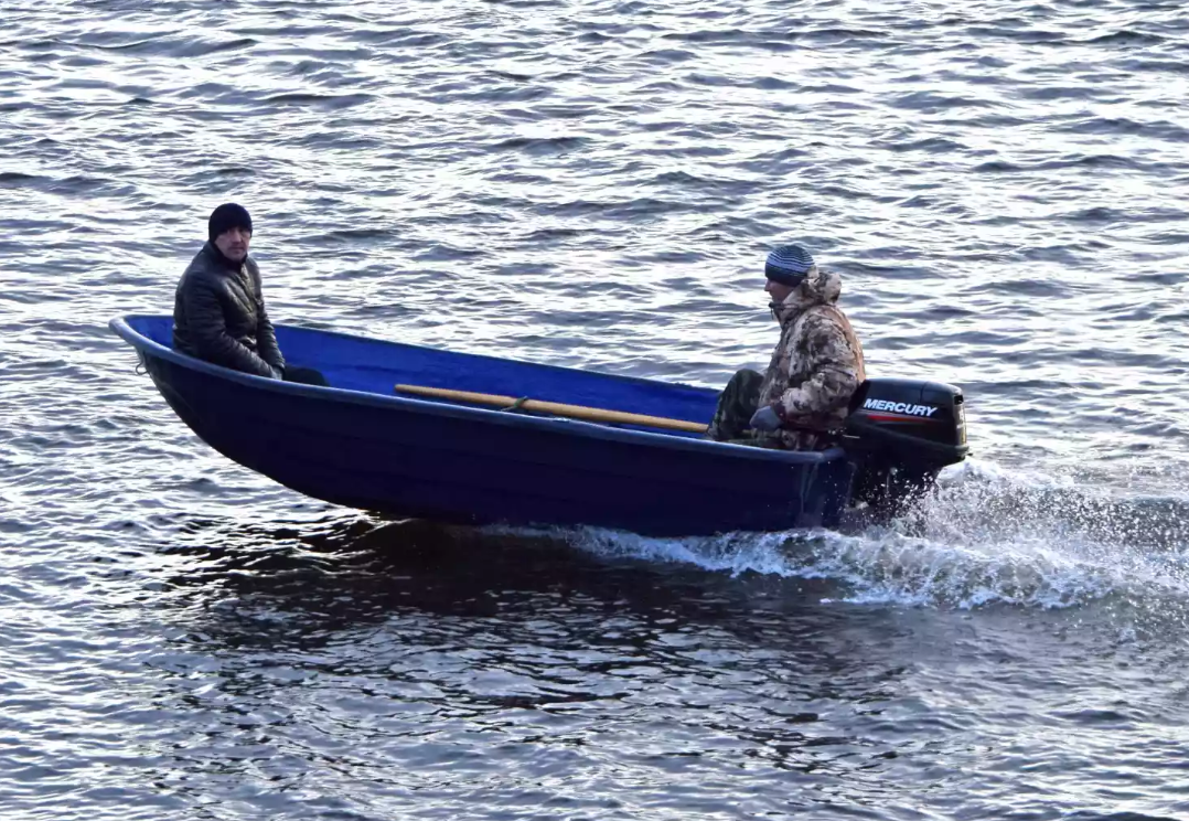 Стеклопластиковая лодка Neman-340 (тримаран) в Уссурийске