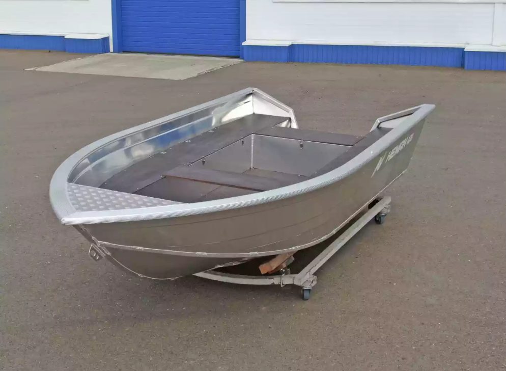 Алюминиевая лодка  Неман-420 в Уссурийске