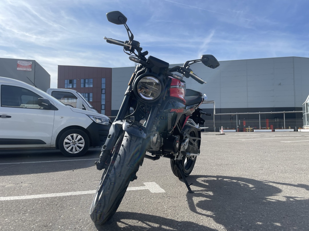 Мопед PROMAX CB150R (49) в Уссурийске