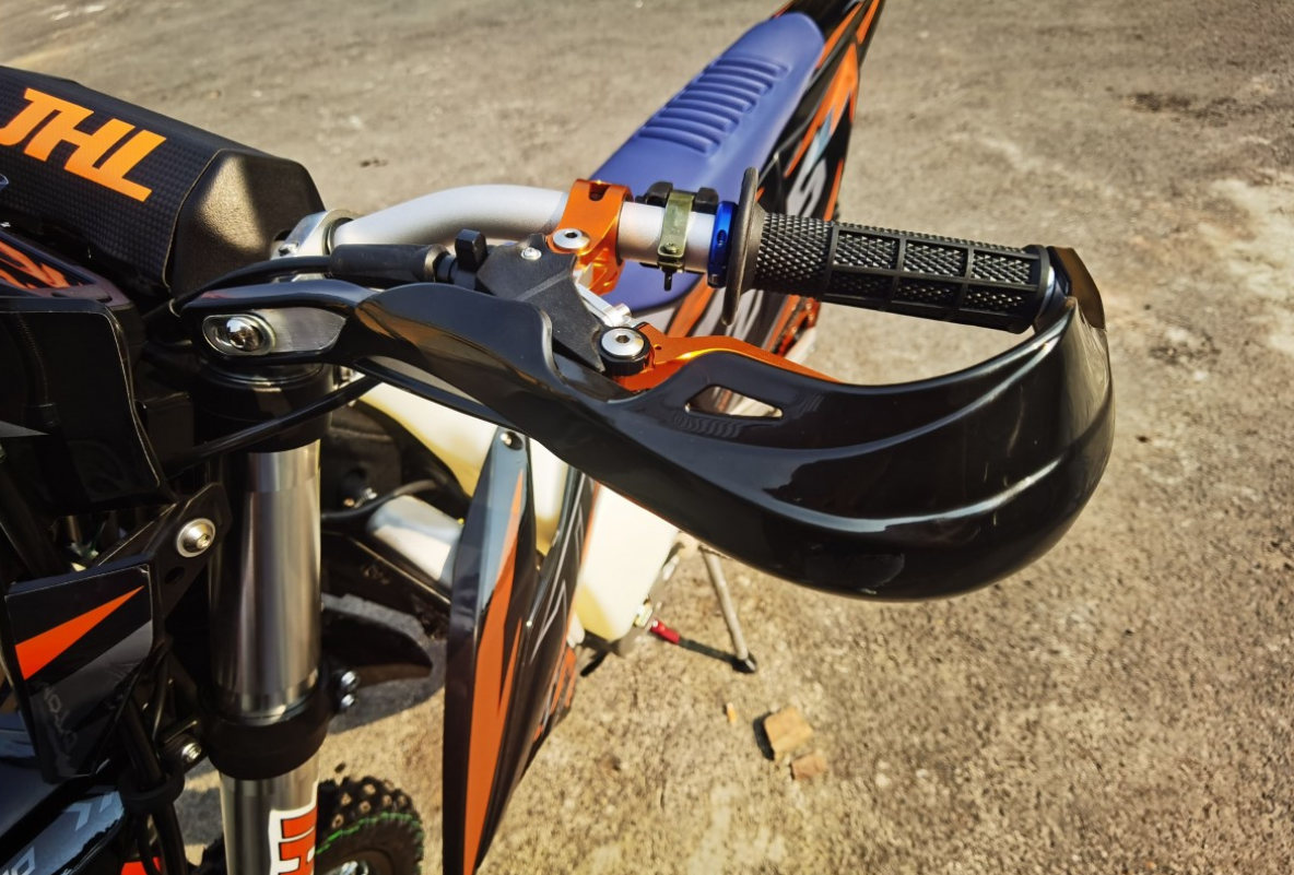 Мотоцикл JHLMOTO JHL Z5 NB300 (174MN-5) в Уссурийске