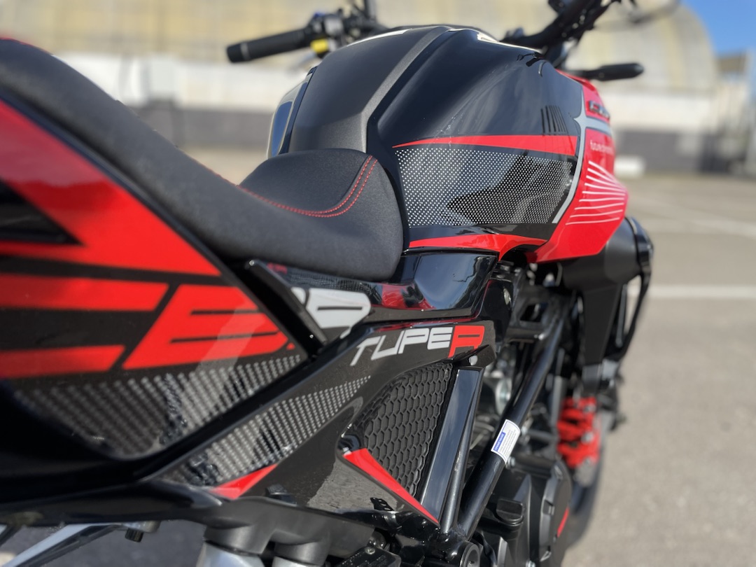 Мопед PROMAX CB150R (49) в Уссурийске