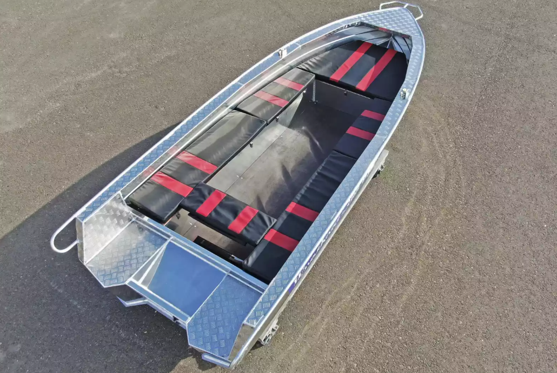 Алюминиевая лодка Wyatboat-390РМ увеличенный борт в Уссурийске