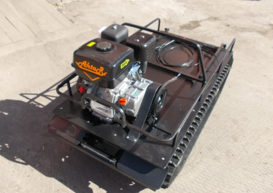 Мотобуксировщик AhtaR L 9 в Уссурийске