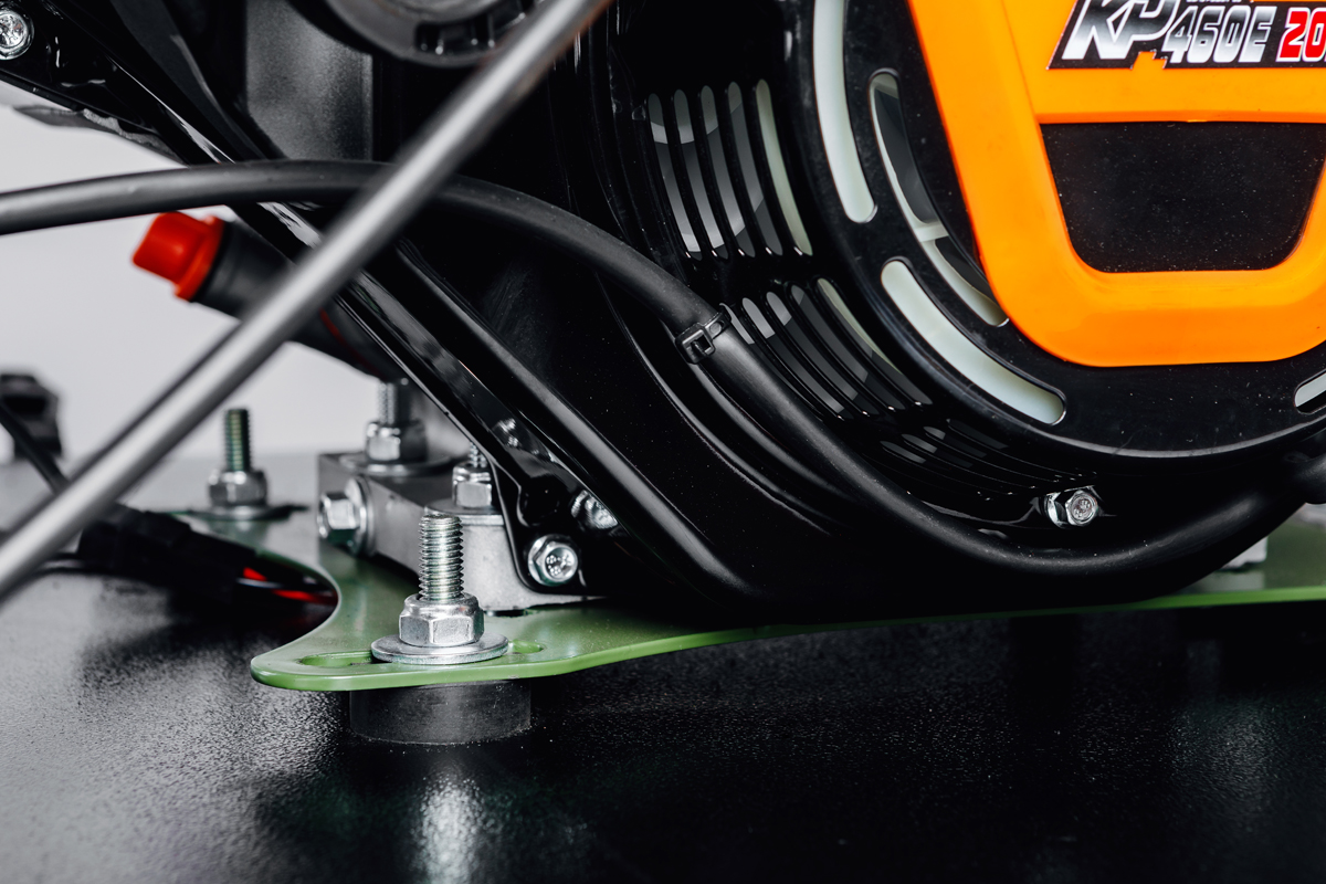 МОТОБУКСИРОВЩИК IKUDZO TERRAIN 1500/700 EKR20 в Уссурийске