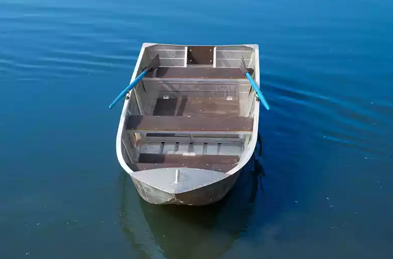 Алюминиевая лодка Вятка-Профи 32 в Уссурийске