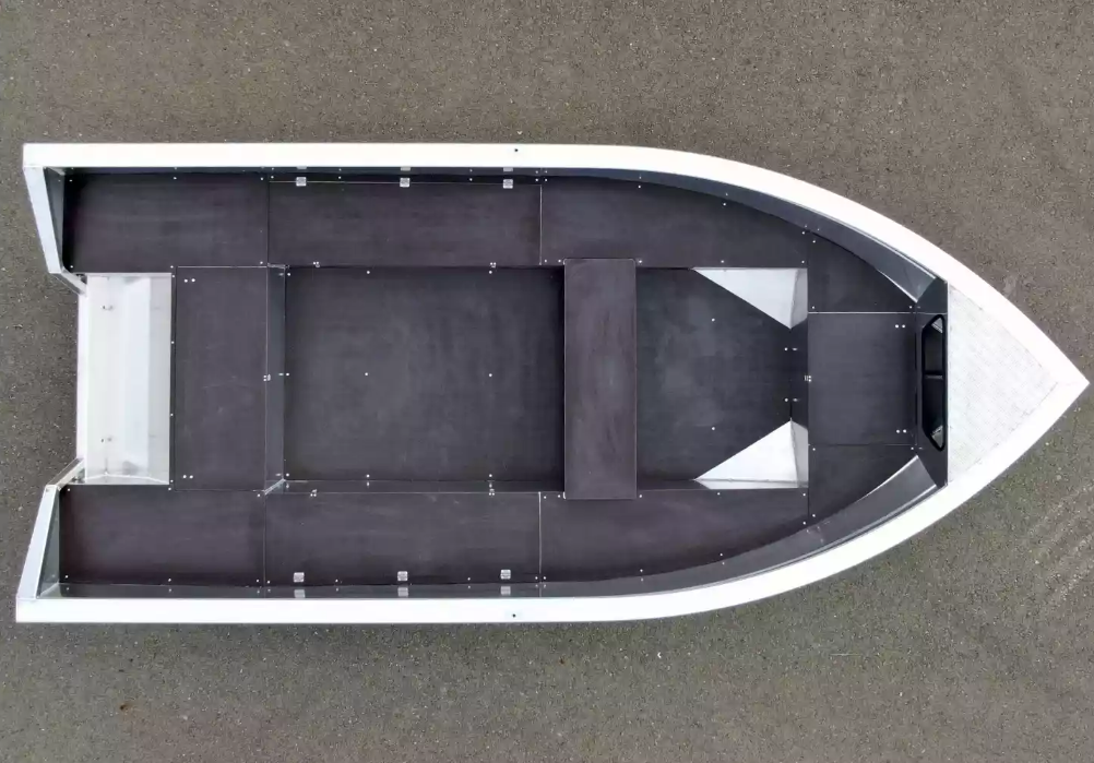 Алюминиевая лодка  Неман-420 в Уссурийске