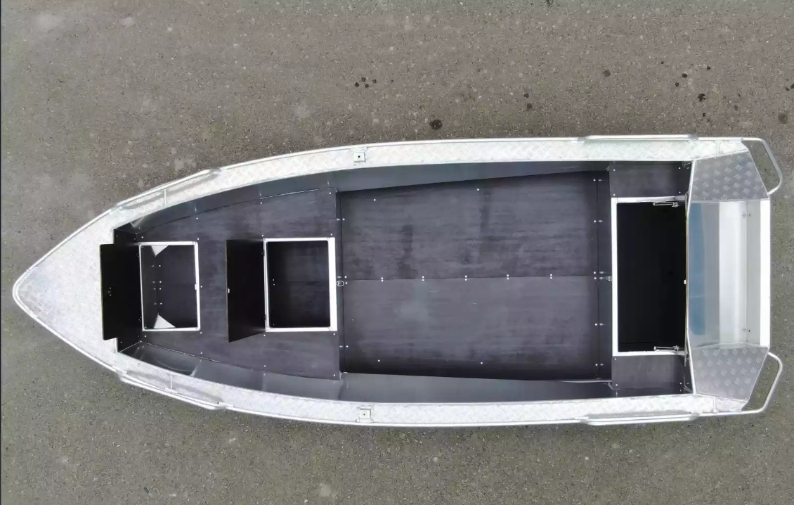 Алюминиевая лодка  Wyatboat-430М FISH в Уссурийске