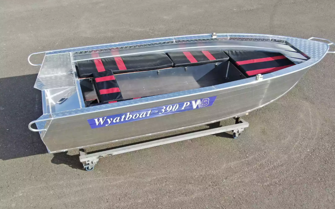Алюминиевая лодка Wyatboat-390РМ увеличенный борт в Уссурийске