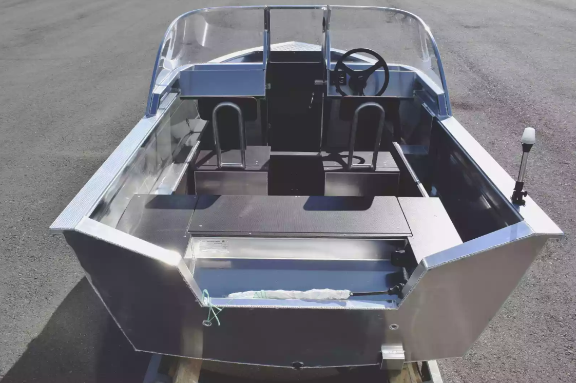 Алюминиевая лодка  Неман-400 DCM в Уссурийске