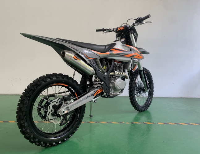 Мотоцикл JHLMOTO JHL LX4 CB300RL (175FMN) в Уссурийске