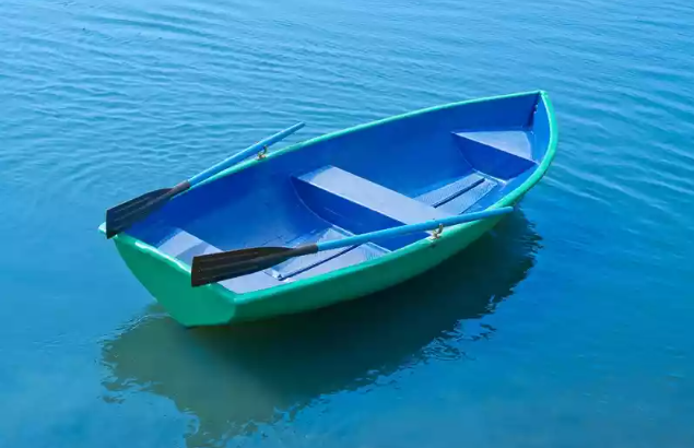 Стеклопластиковая лодка Дельфин в Уссурийске