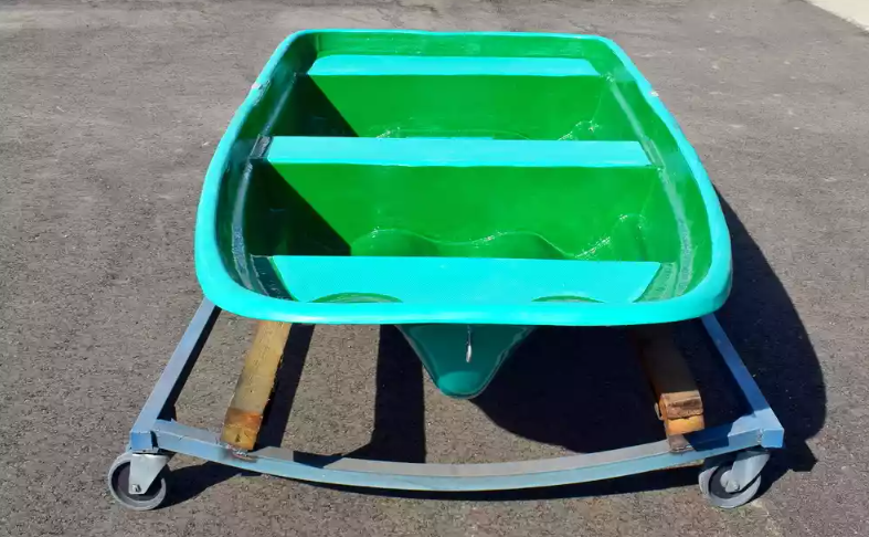 Стеклопластиковая лодка Старт (тримаран) в Уссурийске