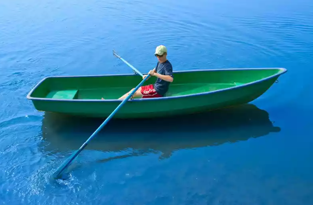 Стеклопластиковая Лодка Голавль в Уссурийске