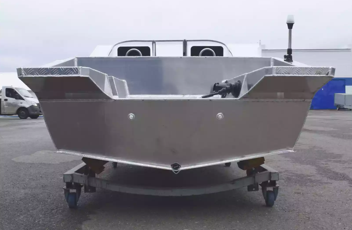 Алюминиевая лодка  Neman-400 PRO в Уссурийске