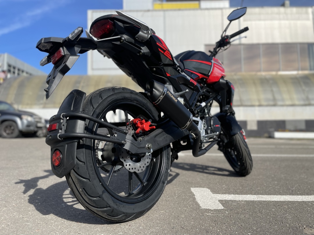 Мопед PROMAX CB150R (49) в Уссурийске