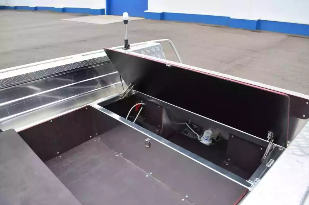 Алюминиевая лодка Wyatboat-390 DCM Увеличенный борт в Уссурийске