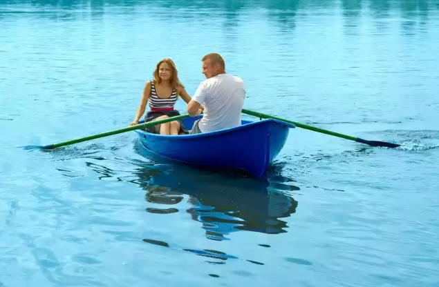 Стеклопластиковая лодка Дельфин в Уссурийске