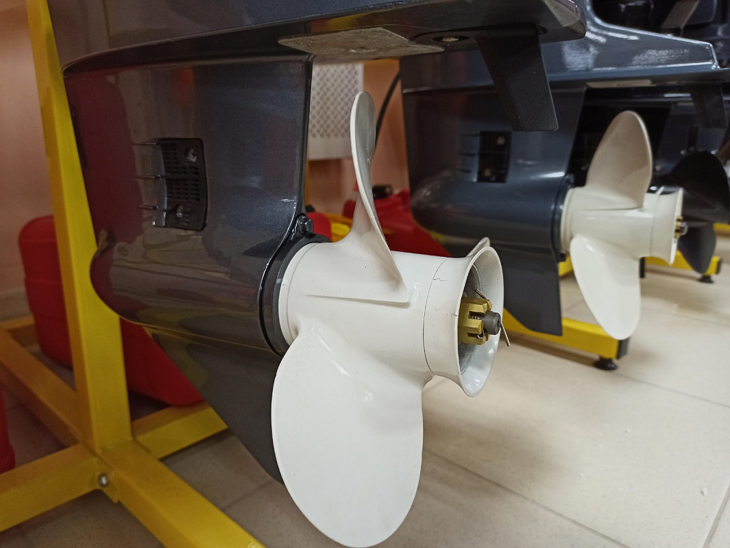 Лодочный мотор BREEZE T30S (2х тактный) в Уссурийске