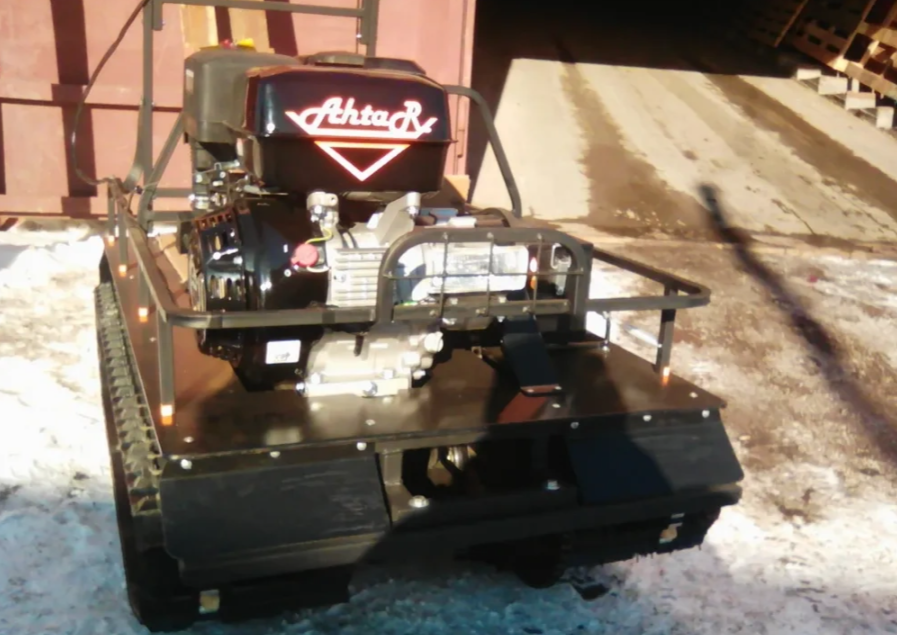 Мотобуксировщик AhtaR L 9 в Уссурийске