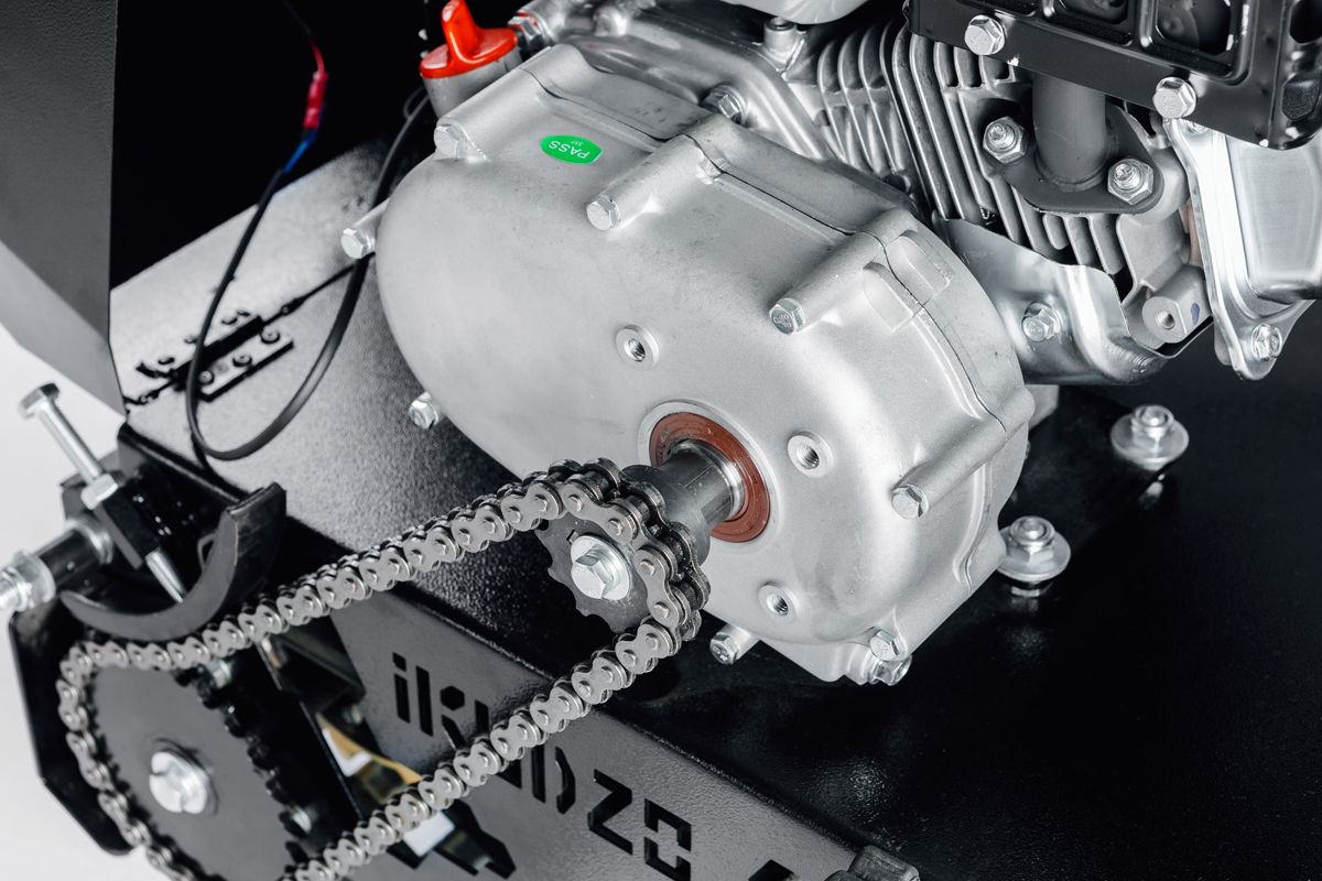 МОТОБУКСИРОВЩИК IKUDZO 1100/380 К8 в Уссурийске