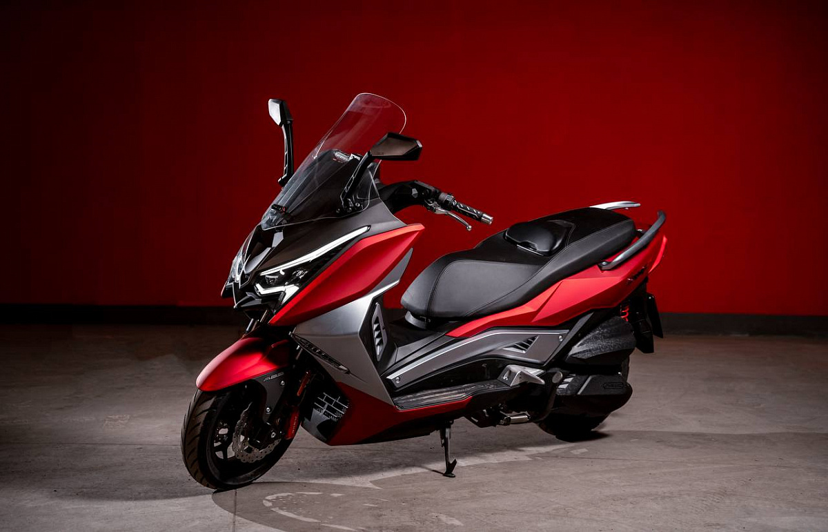 МАКСИСКУТЕР ARIIC 318 в Уссурийске