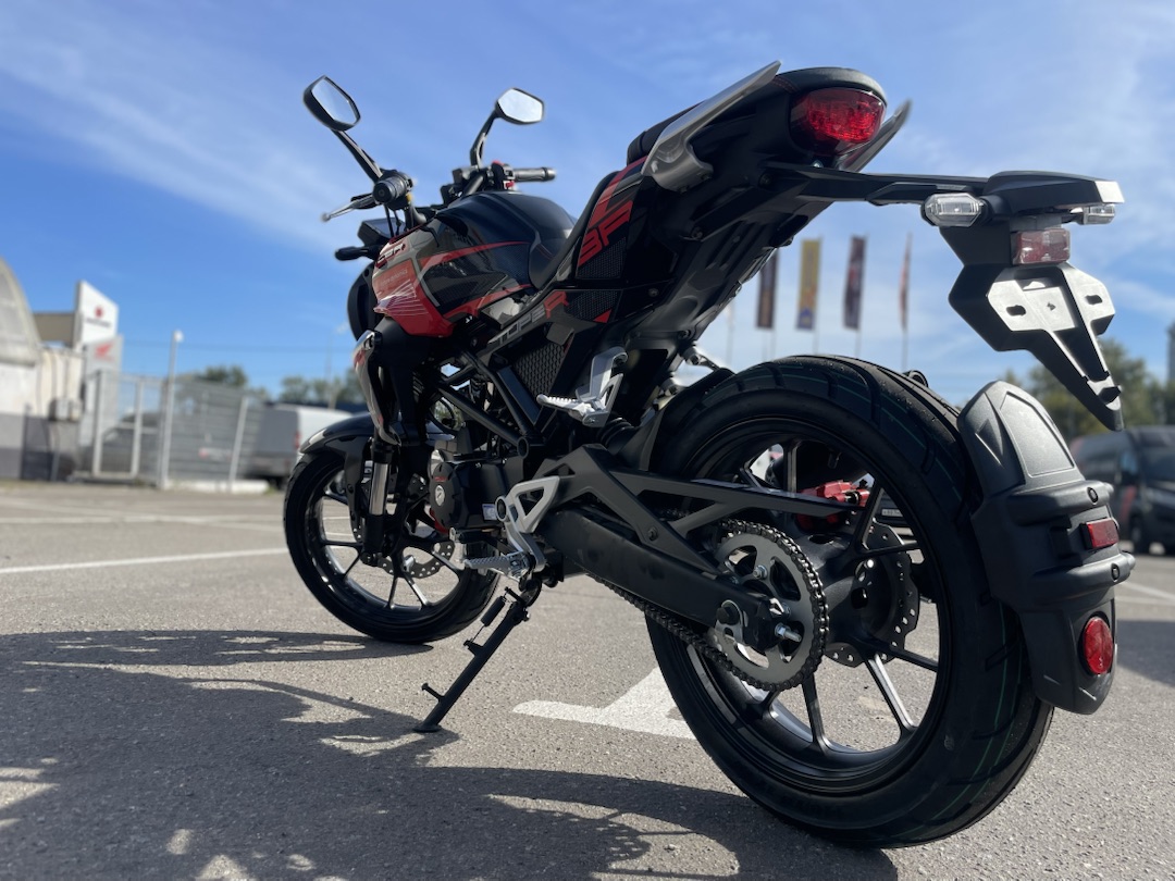 Мопед PROMAX CB150R (49) в Уссурийске