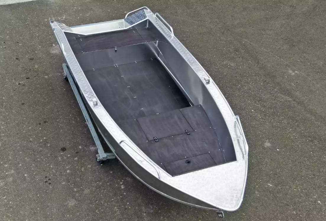 Алюминиевая лодка  Wyatboat-430М FISH в Уссурийске