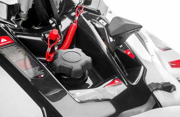 Снегоход STELS SA800R (L LUX WT) ВИТЯЗЬ 2.0 К01 Tech в Уссурийске