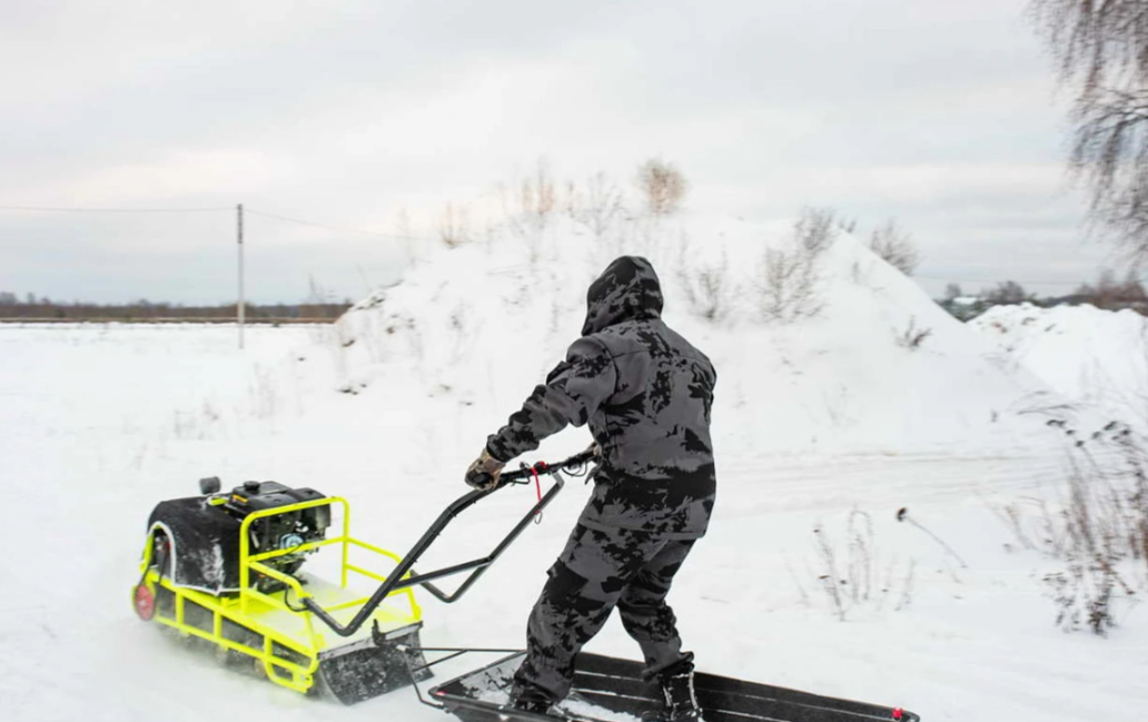 Мотобуксировщик Бурлак ХОЗЯИН-1 (капот ткань) в Уссурийске