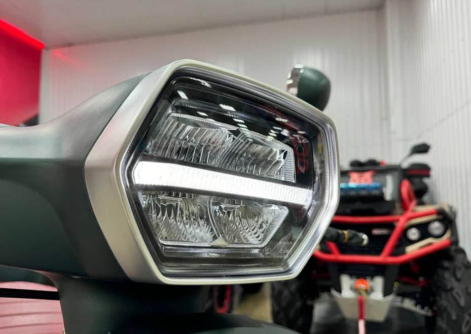 Скутер PROMAX Miami 240 (49) в Уссурийске