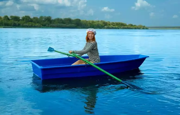 Стеклопластиковая лодка Малютка в Уссурийске