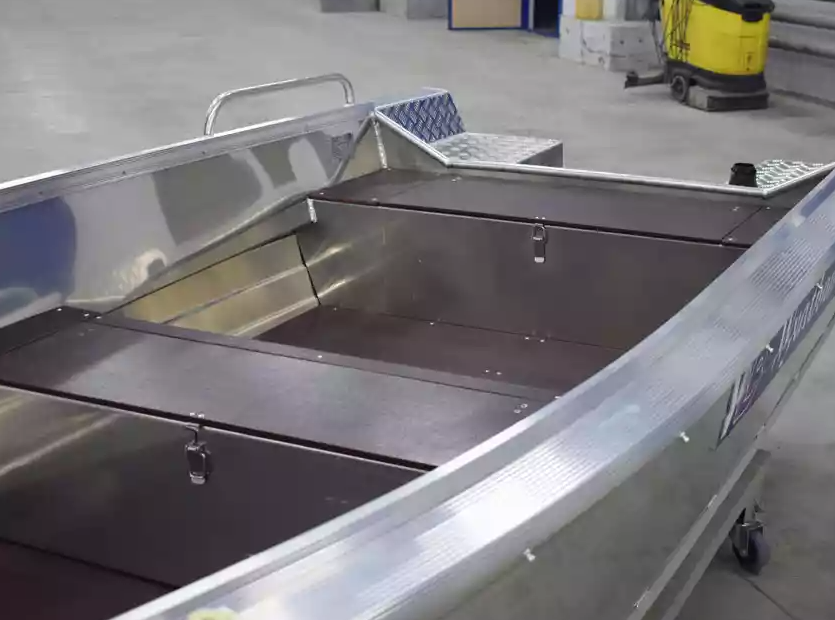 Алюминиевая лодка  Wyatboat-430 Р в Уссурийске