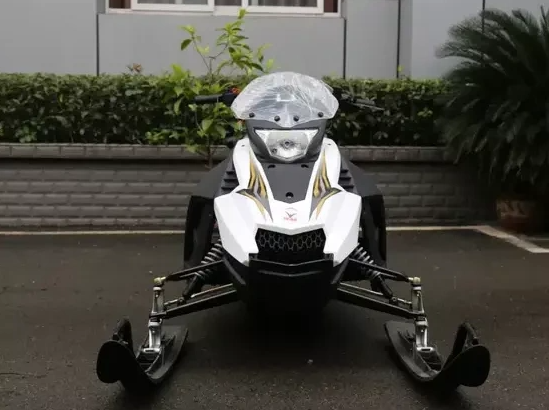 Снегоход ULAR 220 в Уссурийске