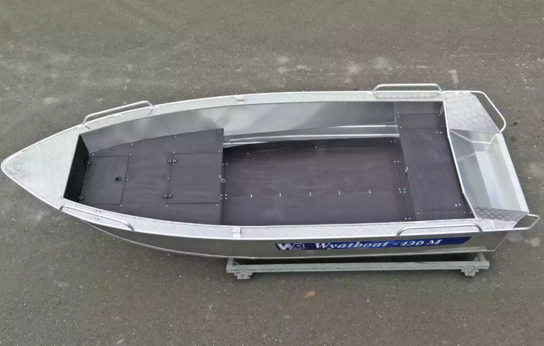 Алюминиевая лодка  Wyatboat-430М FISH в Уссурийске