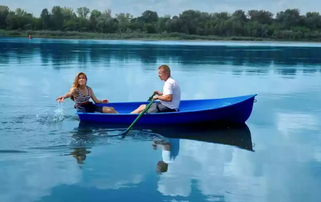 Стеклопластиковая лодка Дельфин в Уссурийске