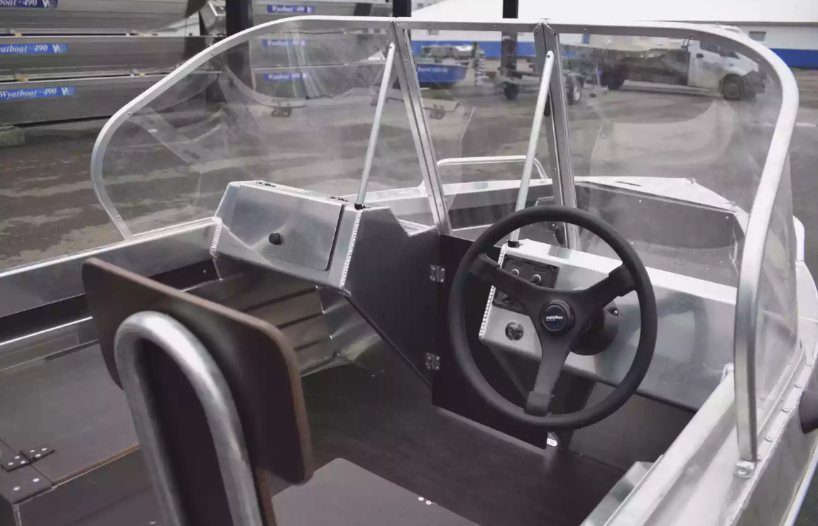 Алюминиевая лодка  Neman-400 DC в Уссурийске