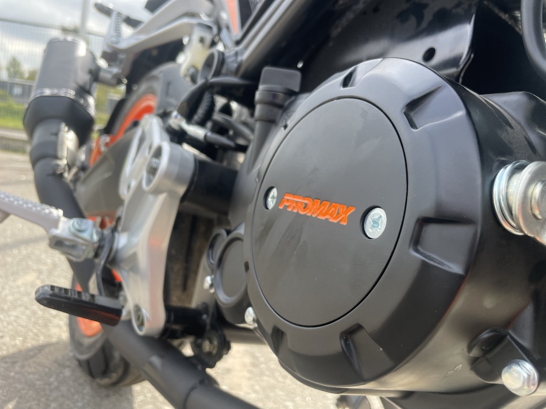 Мопед PROMAX CB150R (49) в Уссурийске