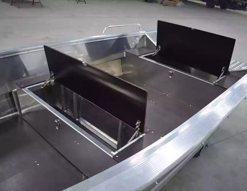 Алюминиевая лодка  Wyatboat-430 Р в Уссурийске