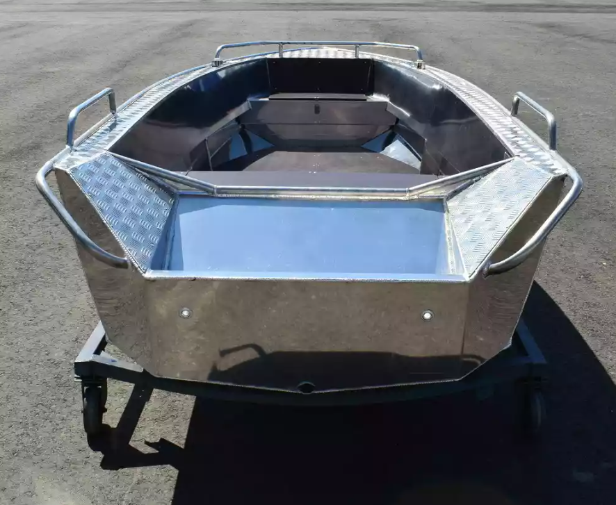 Алюминиевая лодка  Wyatboat-430М в Уссурийске