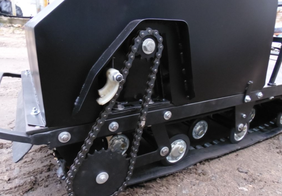 Мотобуксировщик AhtaR Зима 9 л/с с вариатором в Уссурийске