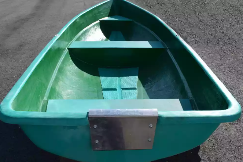 Стеклопластиковая Лодка Голавль в Уссурийске