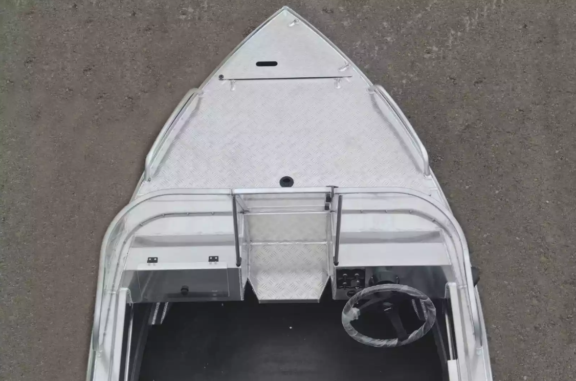 Алюминиевая лодка  Neman-400 PRO в Уссурийске