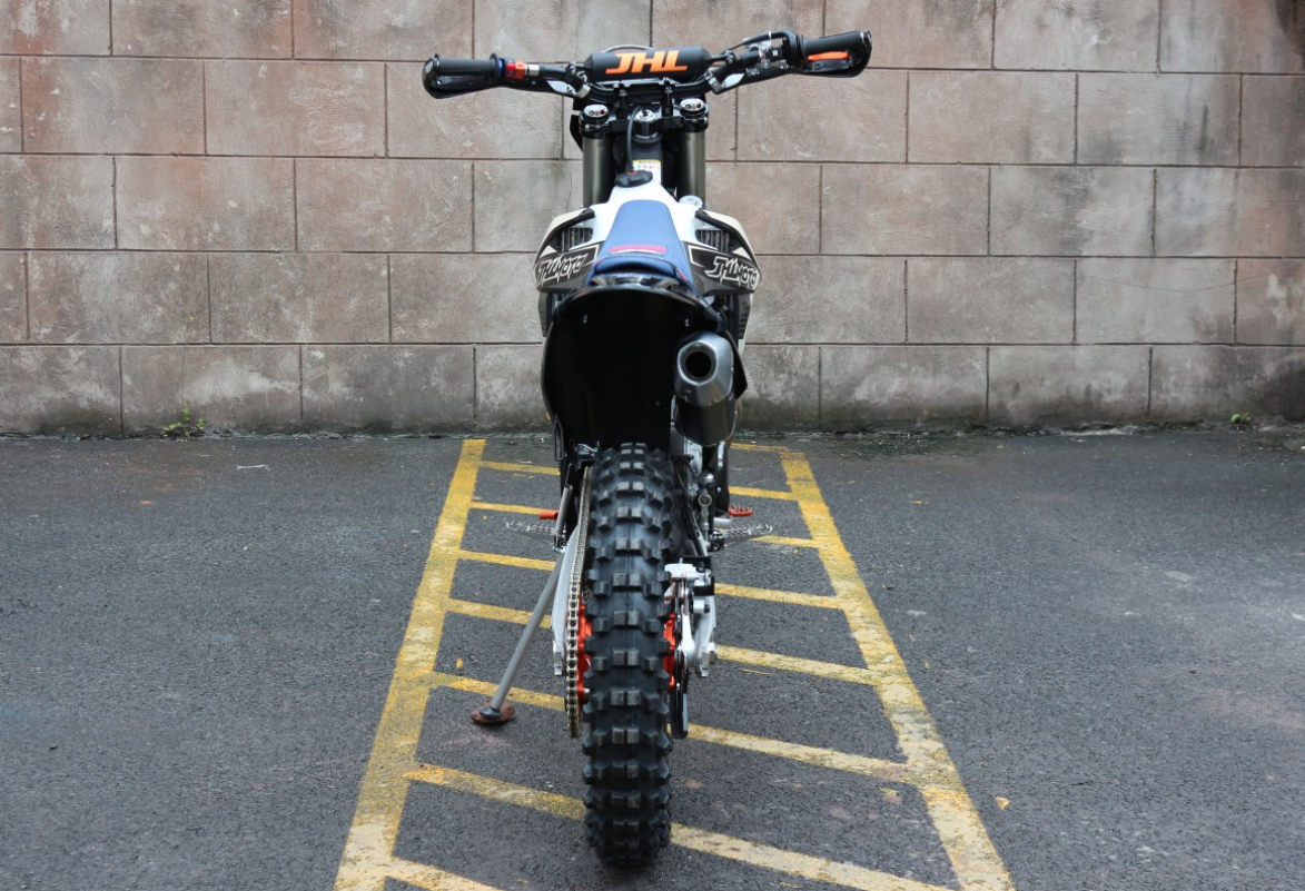 Мотоцикл JHLMOTO JHL Z8i (EFI) NC300S (182-MN) в Уссурийске