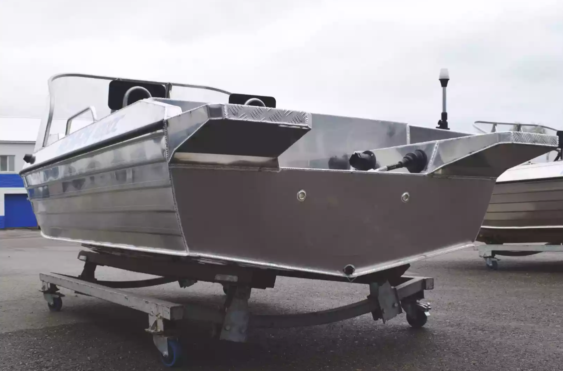 Алюминиевая лодка  Neman-400 DC в Уссурийске