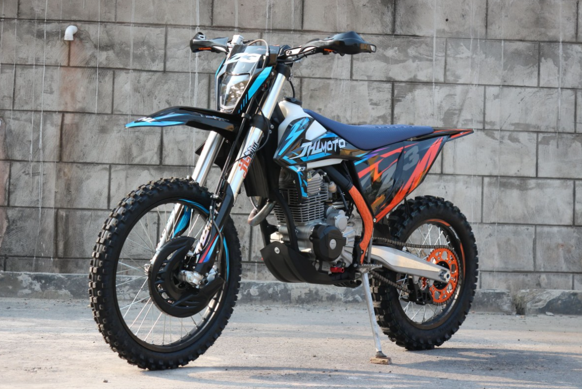 Мотоцикл JHLMOTO JHL Z3 CB250 (172FMM-3A) в Уссурийске