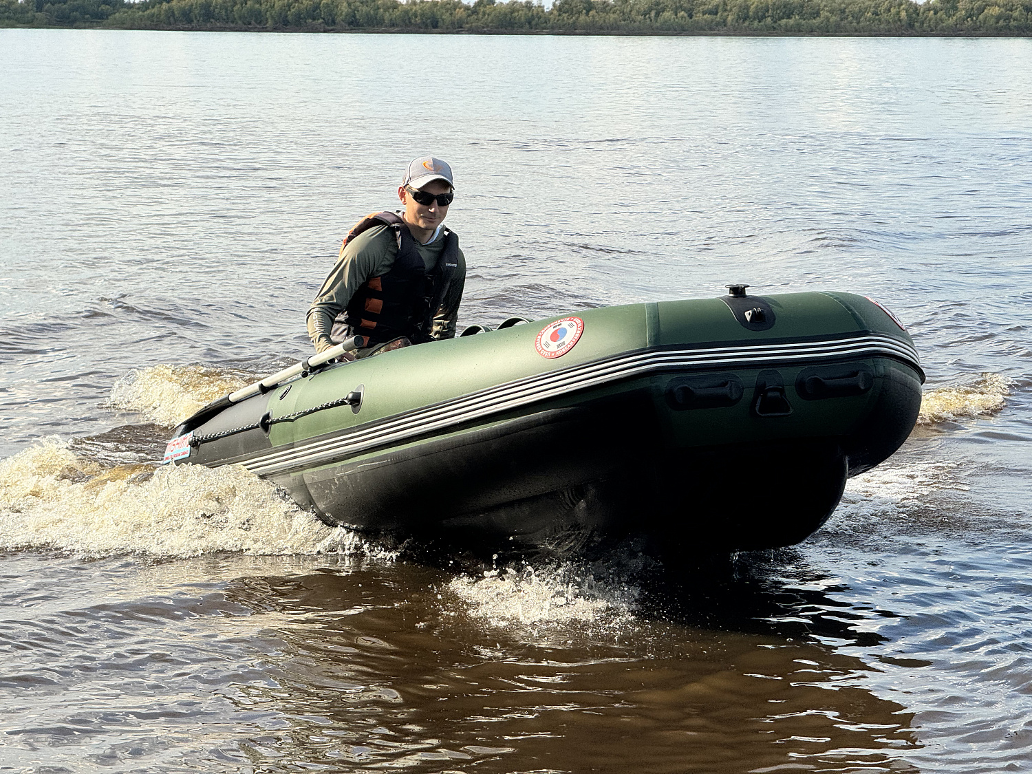 Лодка MISHIMO BIG FLOOR 380 в Уссурийске