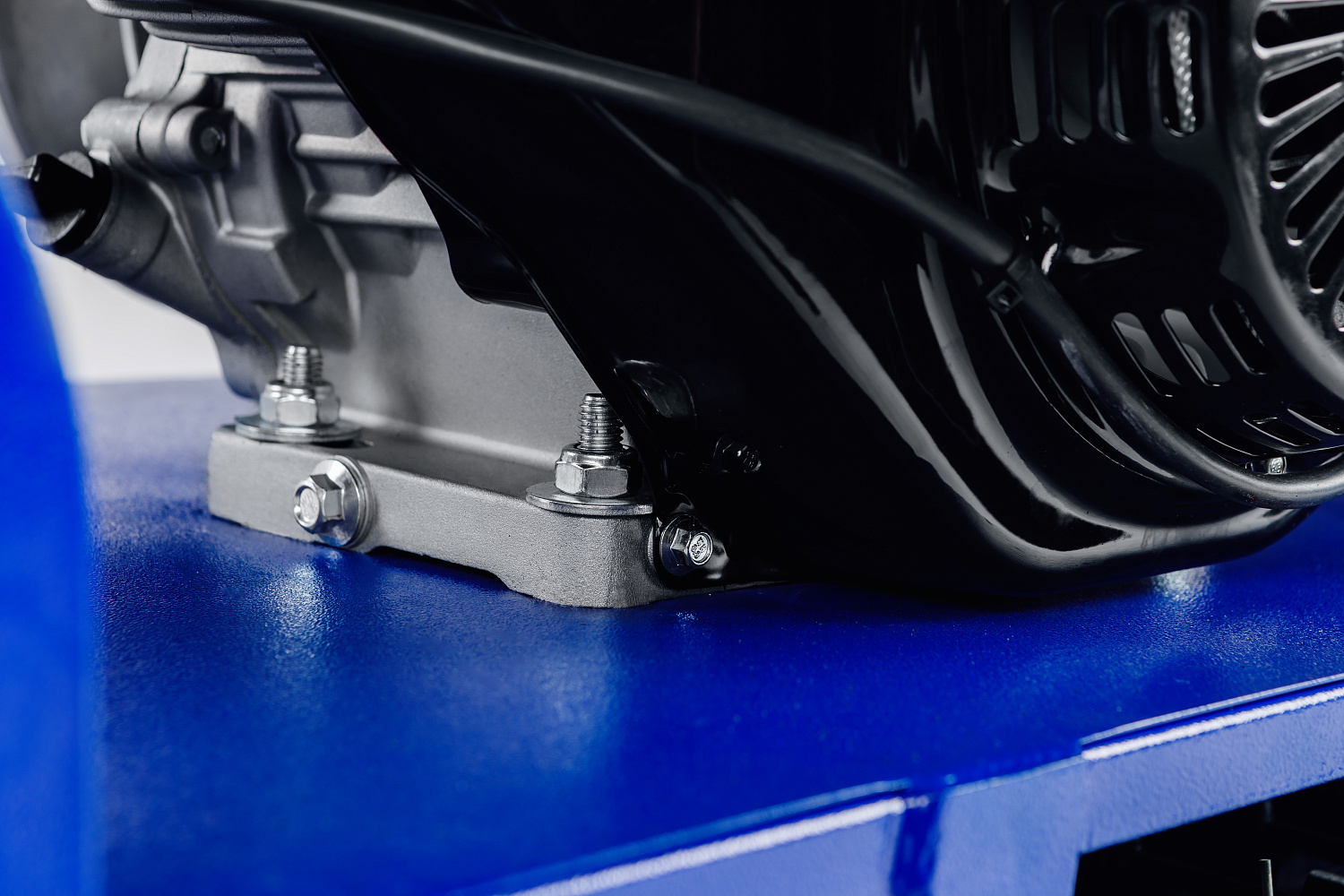 МОТОБУКСИРОВЩИК SNOW DOG 15 л.с. в Уссурийске