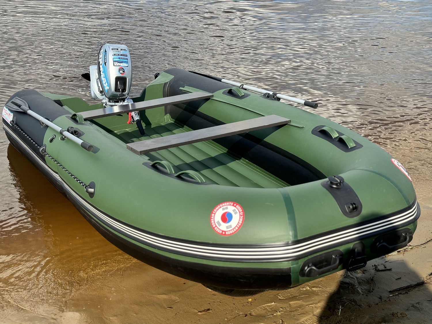 Лодка MISHIMO BIG FLOOR 400 в Уссурийске