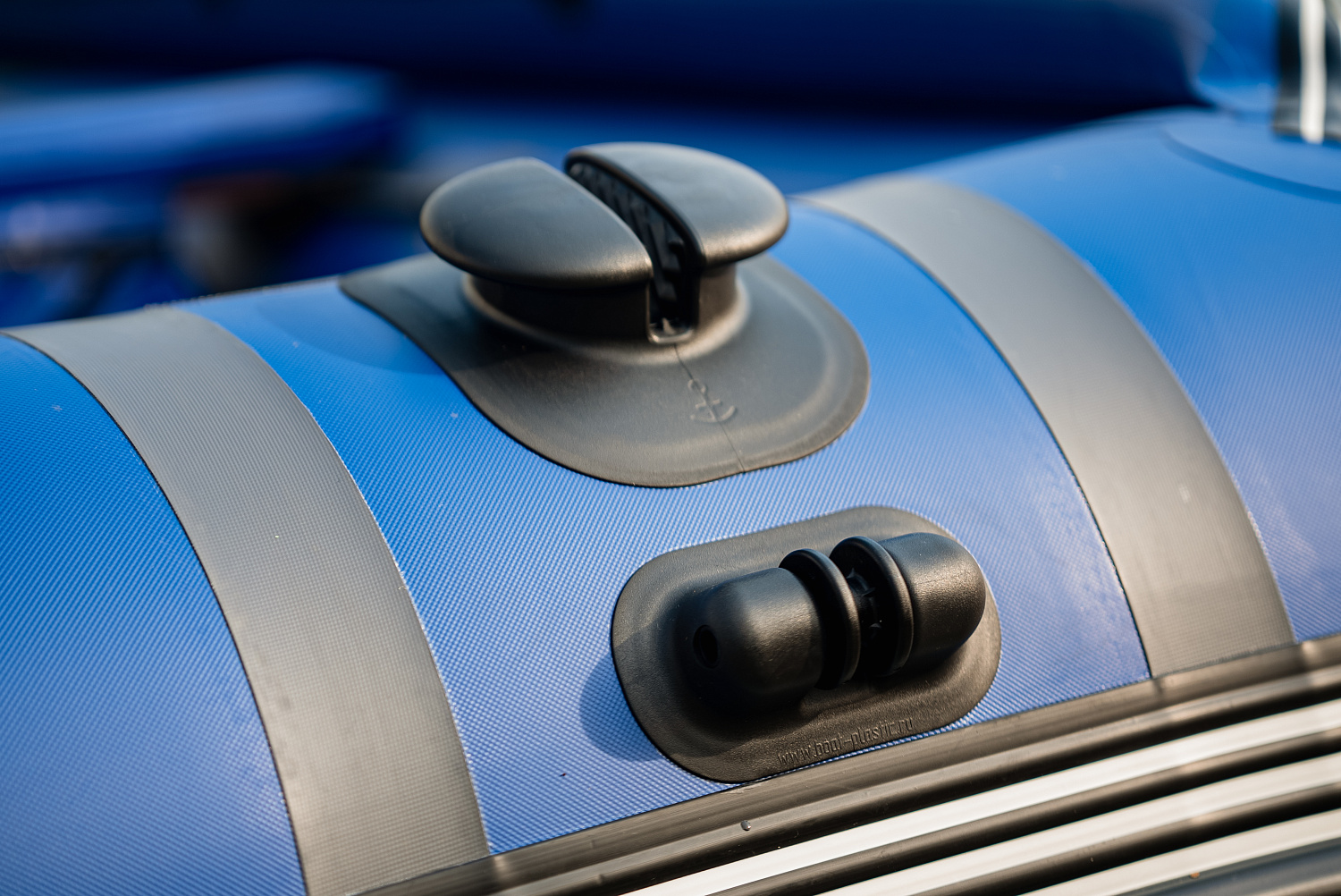 Лодка MISHIMO RIVER FJET PRO 430  под водомет в Уссурийске